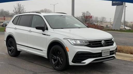 VOLKSWAGEN TIGUAN 4MOTION 2023 3VV8B7AX4PM083247 image